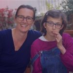 Zoé, illustratrice et blogueuse, mère de Rose, ado polyhandicapée